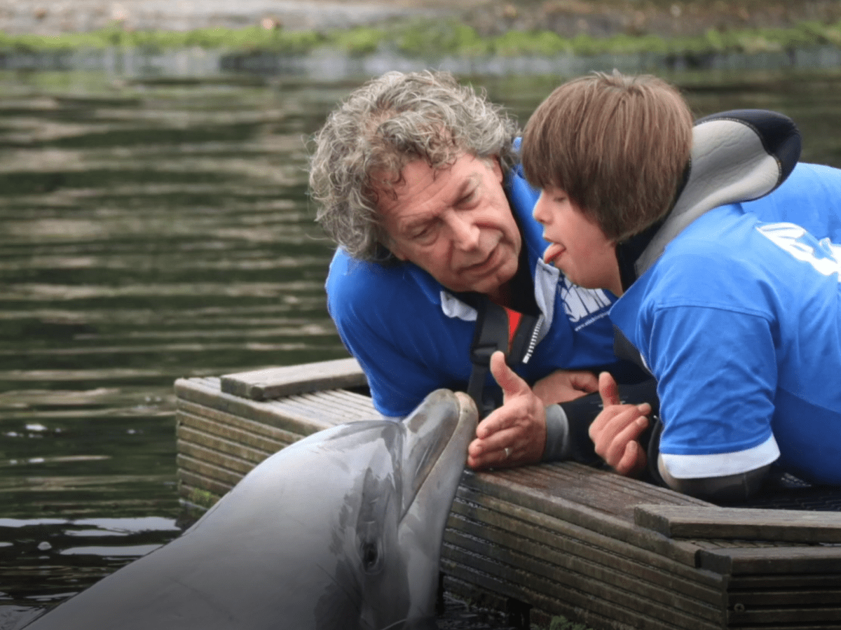 Synchrony is a happymaker